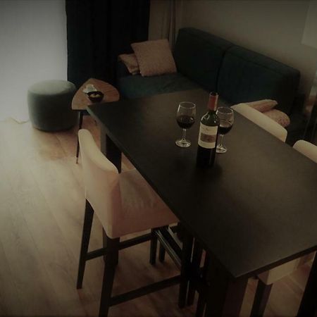 ジブヌベクNadmorska Dziuplaアパートメント エクステリア 写真